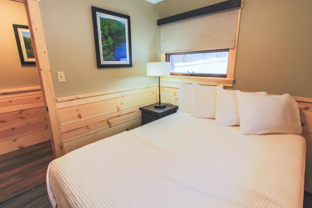 Burr Oak Lodge And Conference Center Glouster Ngoại thất bức ảnh
