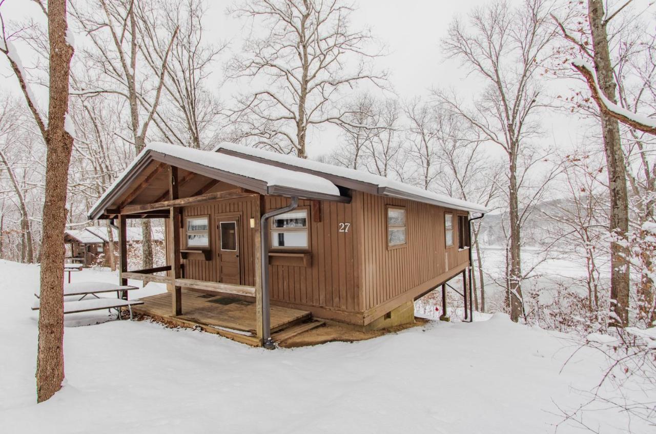 Burr Oak Lodge And Conference Center Glouster Ngoại thất bức ảnh