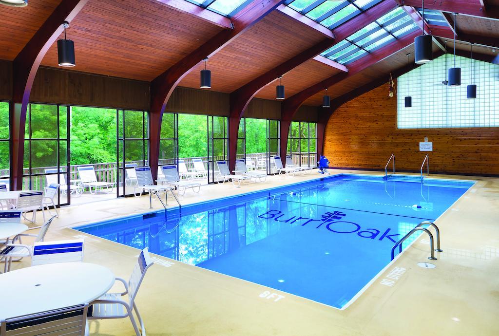 Burr Oak Lodge And Conference Center Glouster Ngoại thất bức ảnh